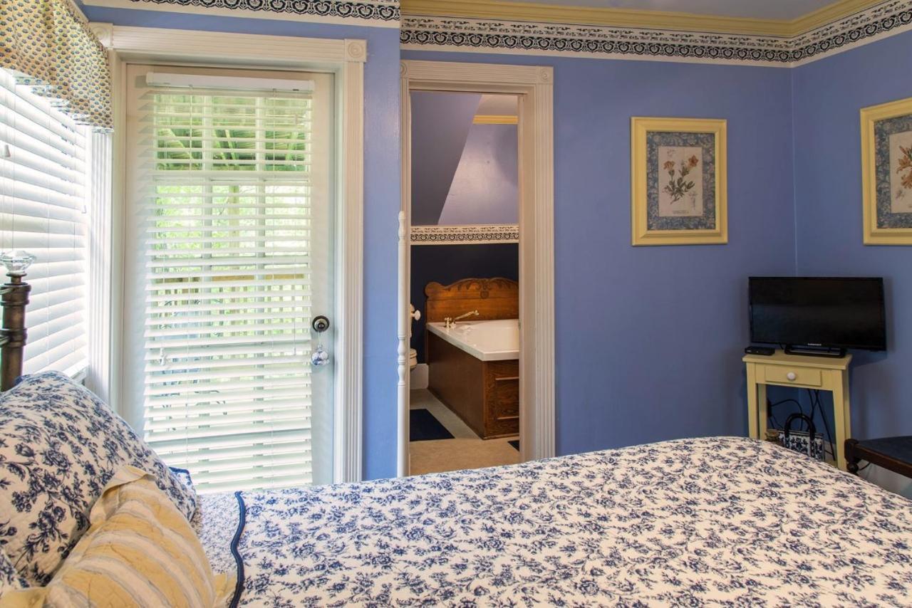 Bed & Breakfast Hidden Springs