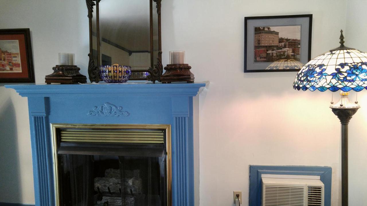 Bed & Breakfast Hidden Springs 3*